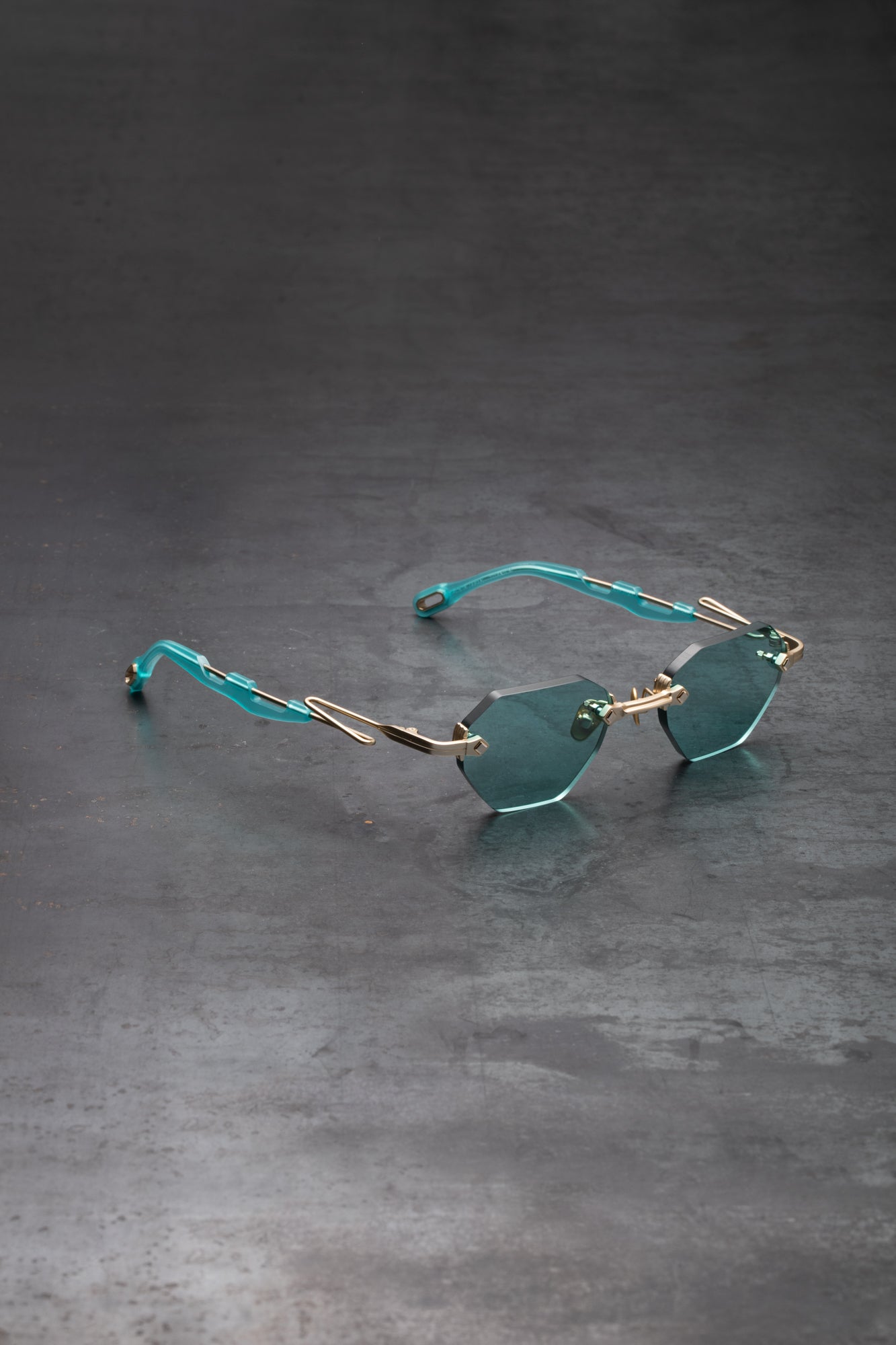 RIMLESS C36