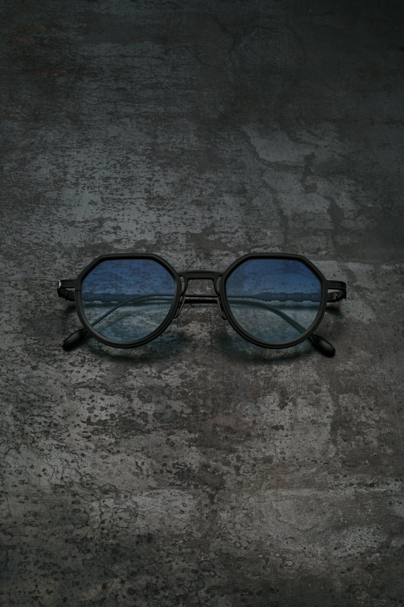アプモンチップ ACX696 – CAPOTE