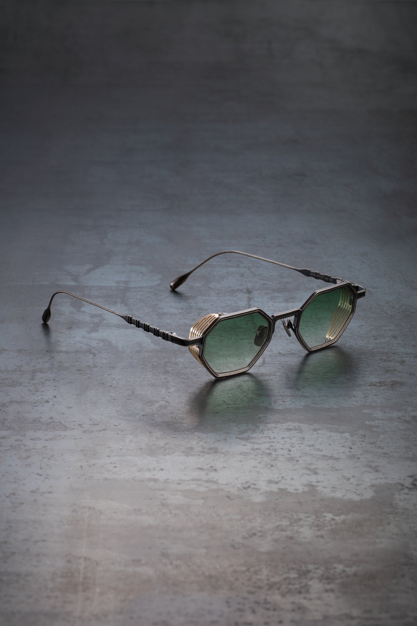 CC13 — Titanium Sunglasses | CAPOTE