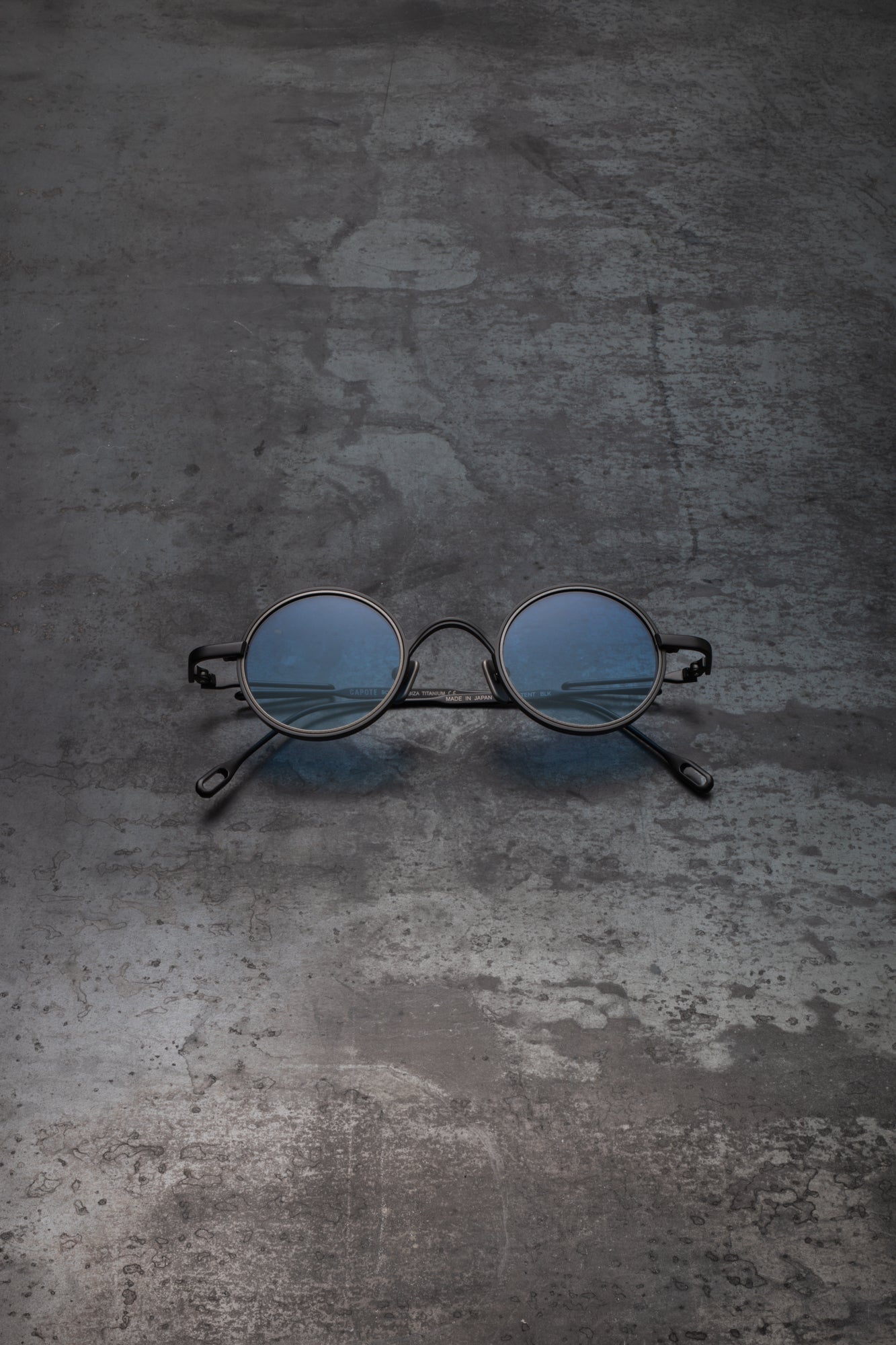 C001 — Titanium Optical Frame | CAPOTE